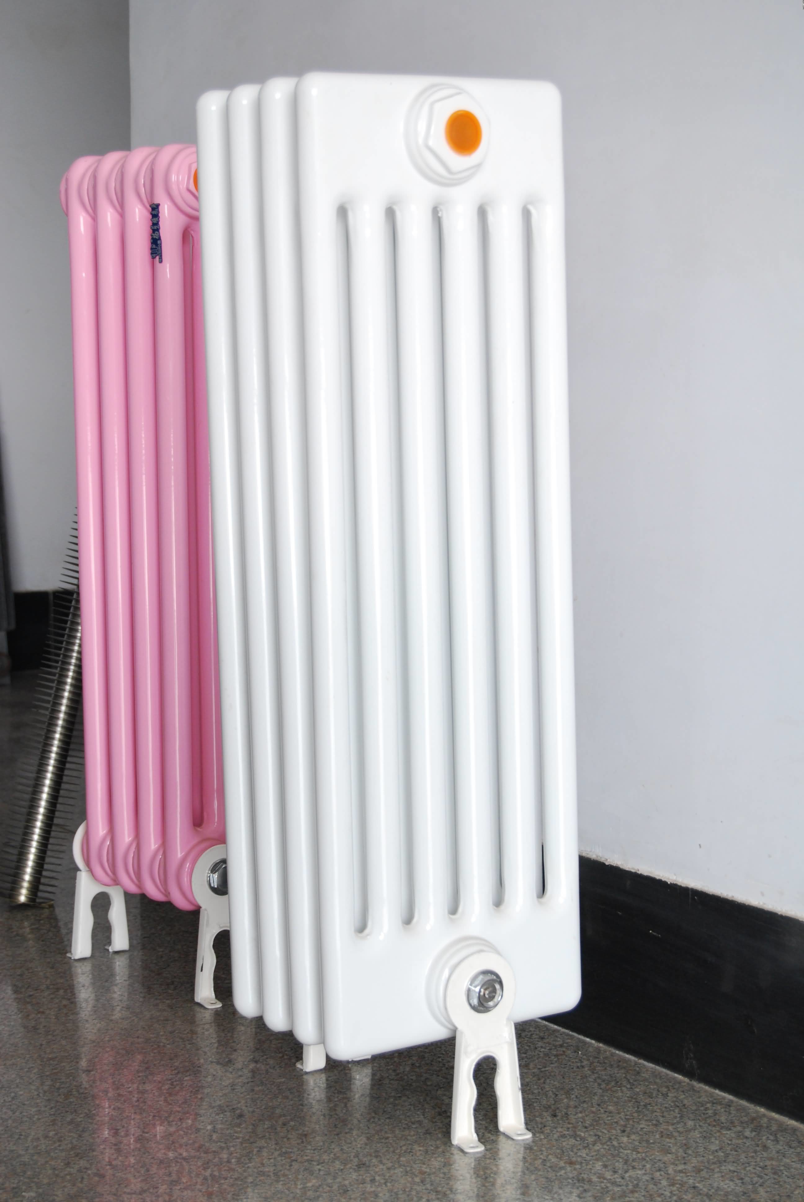 铜铝复合暖气片是现代家庭常用的一种新型散热器